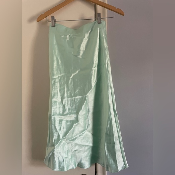 Babaton Satin Midi Skirt - Picture 2 of 4